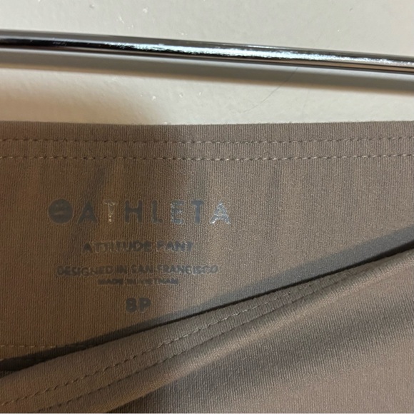 Athleta Attitude Pant Womens Ruched Jogger Athleisure | Womens Sz 8P - Picture 4 of 5